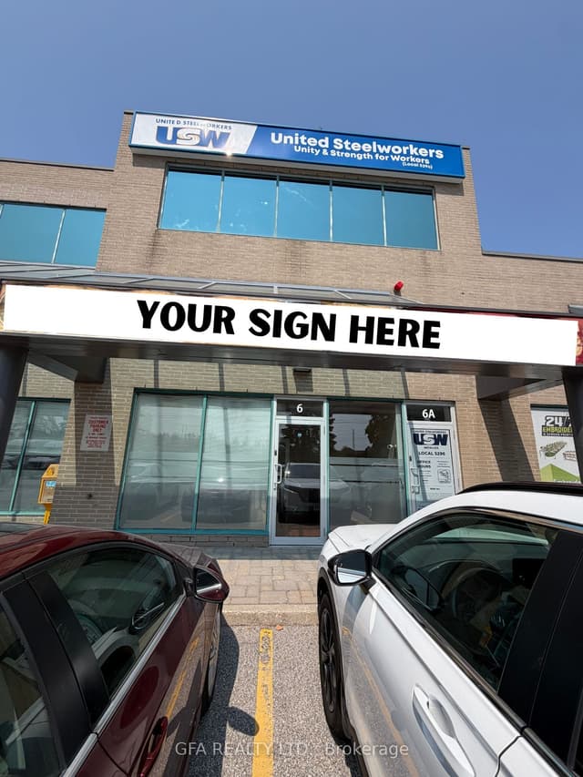 Office at 2800 Skymark Avenue 6, Mississauga, ON L4W 5A6