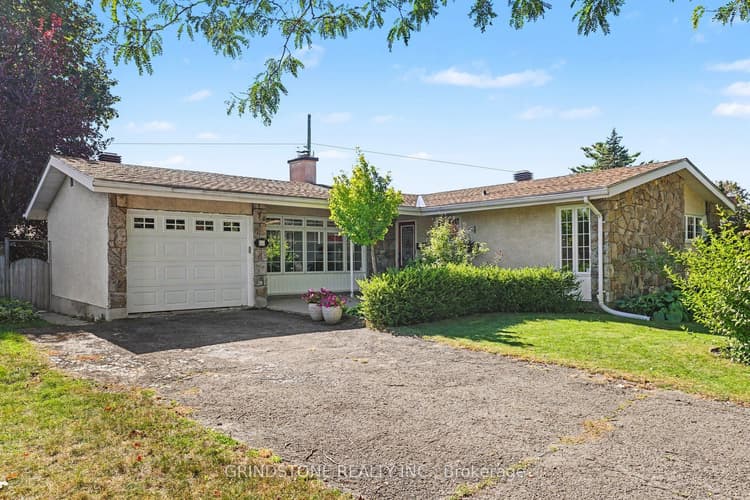 22 Bowmoor Avenue