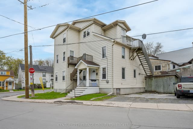Multiplex at 432 Barrie Street, Kingston, ON K7K 3T9