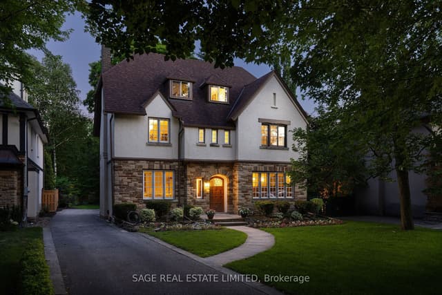 Detached at 78 The Kingsway, Toronto, ON M8X 2T5, Toronto W08