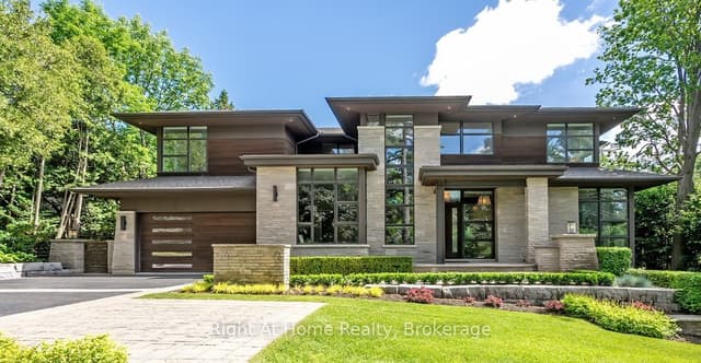 Detached at 265 Maple Grove Drive, Oakville, ON L6J 4V6