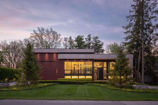 Detached at 865 Glenwood Avenue, Burlington, ON L7T 2J8