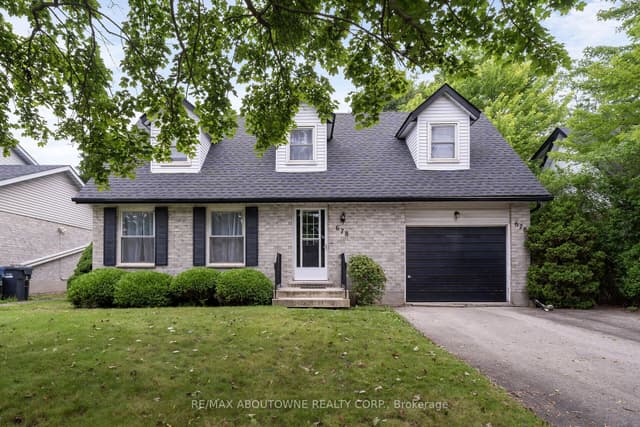Detached at 678 S Edinburgh Road S, Guelph, ON N1G 4H8