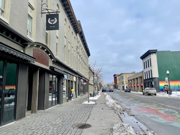 172.5 Hunter Street