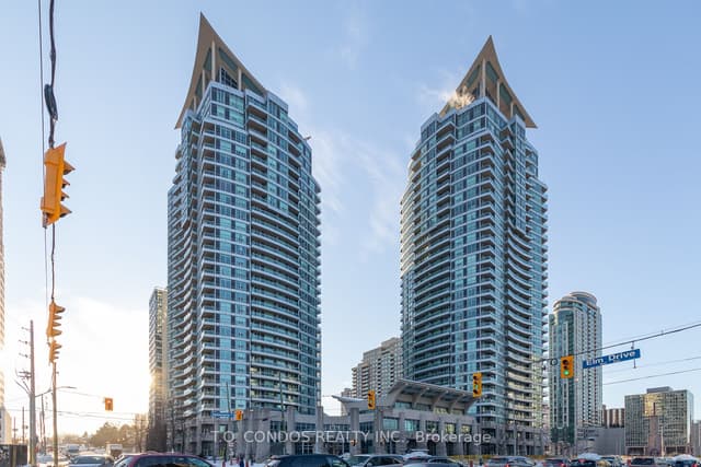 Condo Apartment at 33 Elm Drive W 906, Mississauga, ON L5B 4M2