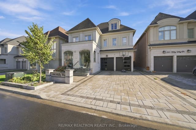Detached at 164 Milky Way Drive, Richmond Hill, ON L4C 4Y3
