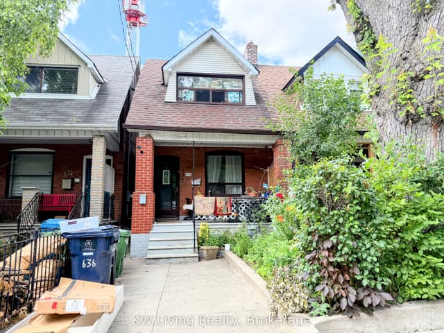 Semi-Detached at 636 Clinton Street, Toronto, ON M6G 2Z7, Toronto C02