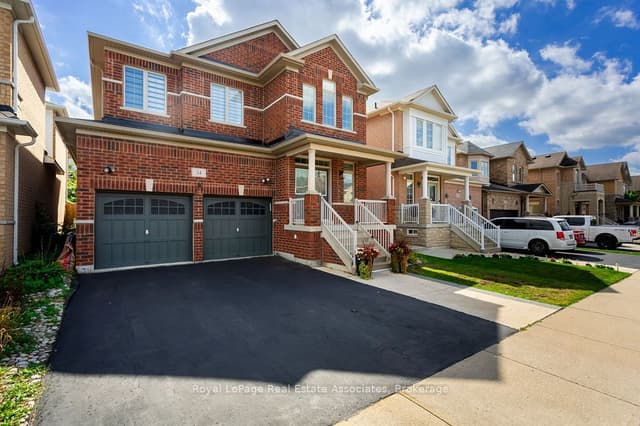 Detached at 34 Humphrey Street, Hamilton, ON L0R 2H1