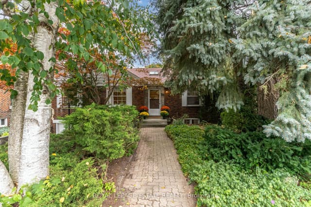 Detached at 30 Barbara Crescent, Toronto, ON M4C 3B2, Toronto E03