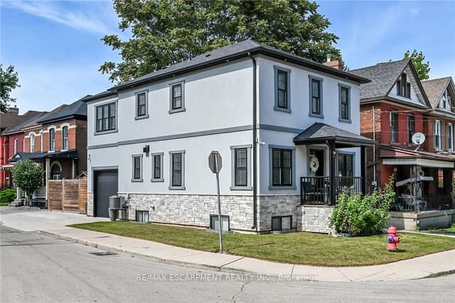 Detached at 109 Ray Street, Hamilton, ON L8R 2Y1