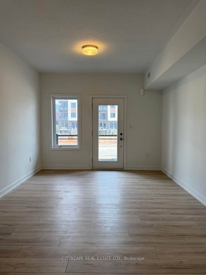 Suite 66, Unit 66 · 940 St David St N