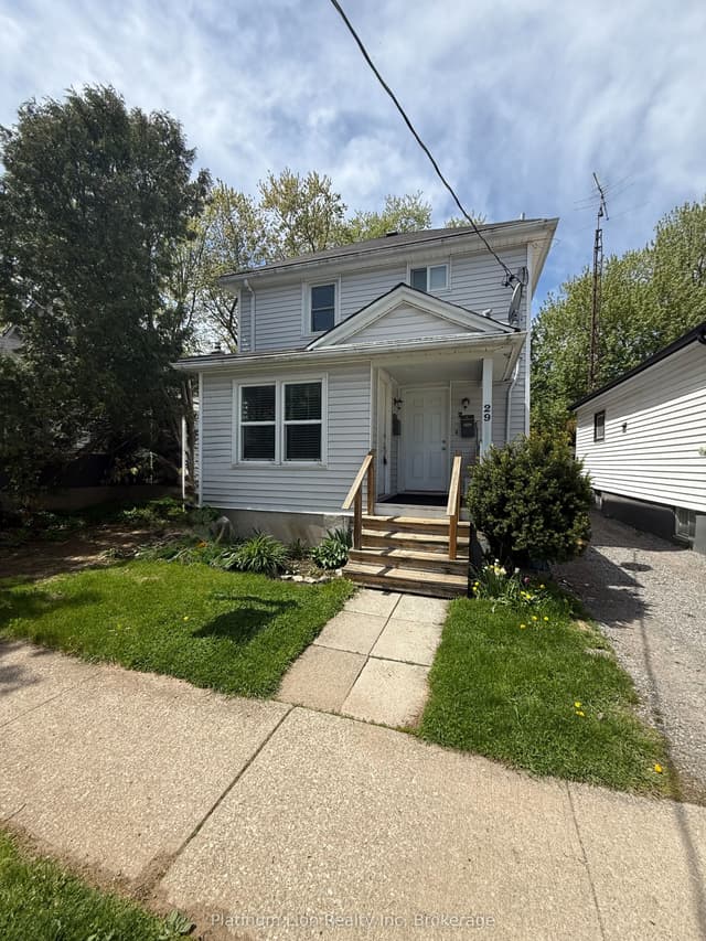 Duplex at 29 Rodman Street, St. Catharines, ON L2R 5C9