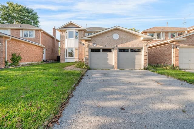 Detached at 2081 Lynn Heights Drive, Pickering, ON L1X 1R1