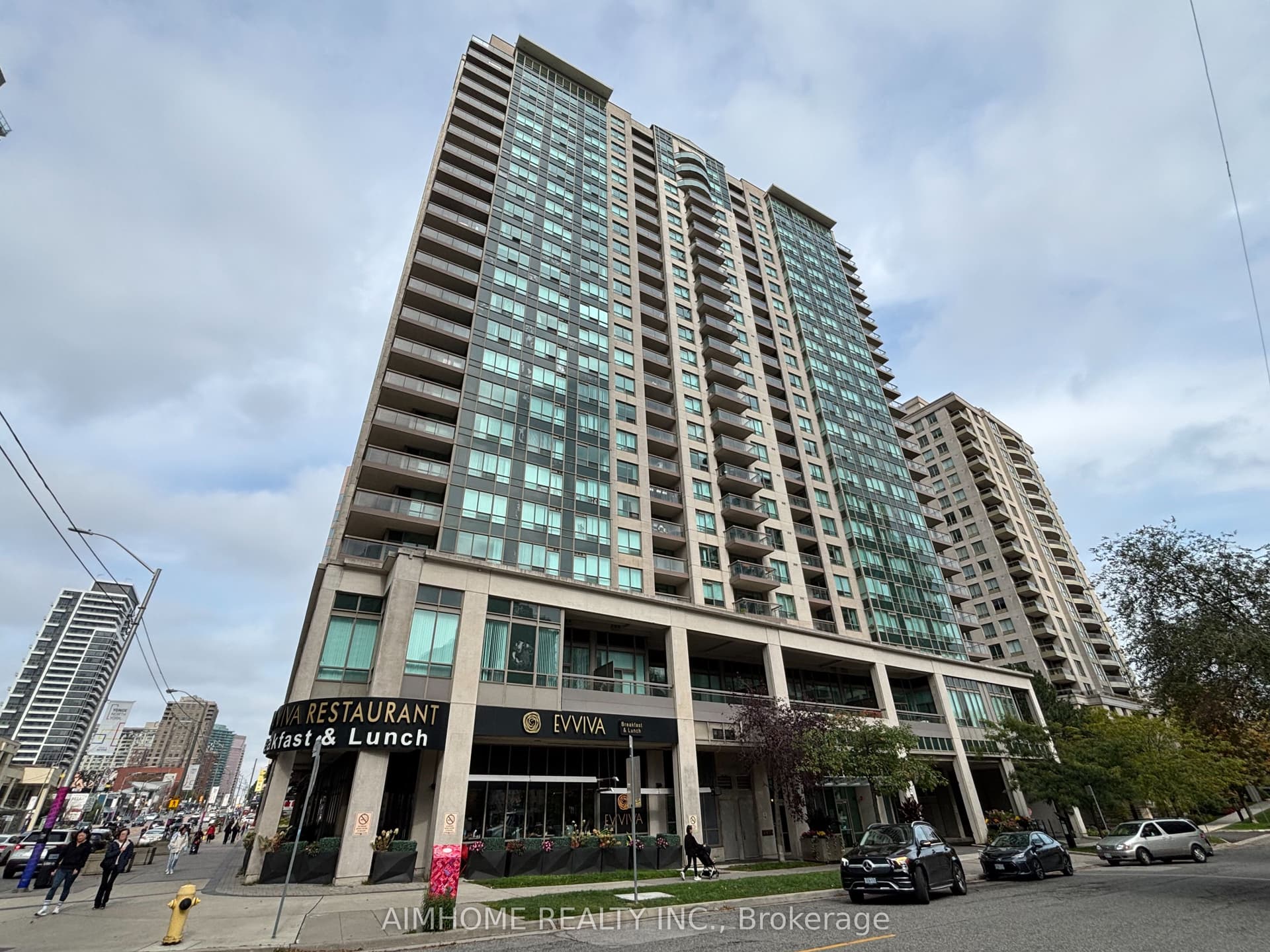 Suite 2702 · Floor 27, Unit 2702 · 18 Parkview Ave