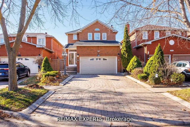 Detached at 482 Malaga Road, Mississauga, ON L5B 3W2
