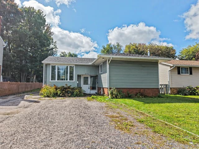 Detached at 677 Tackaberry Drive, North Bay, ON P1B 8R1