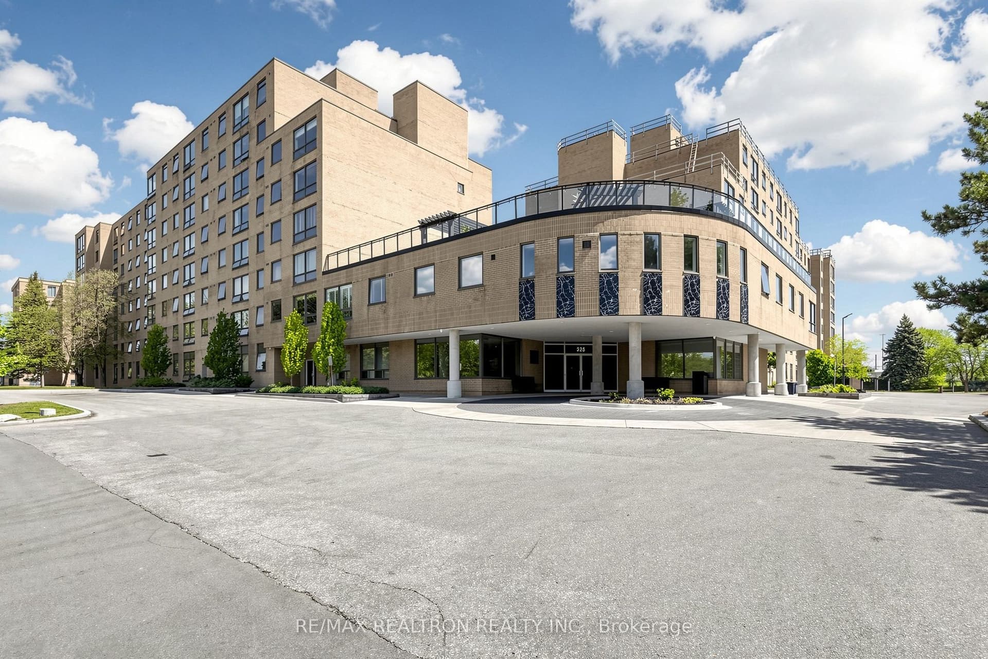 Suite 307 · Floor 3, Unit 307 · 326 E Major Mackenzie Dr