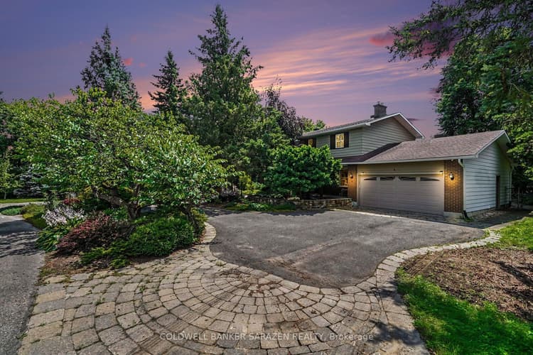 4 Doris Avenue
