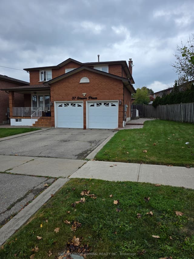 Detached at 37 Shawn Place Bsmt, Vaughan, ON L4K 3L4