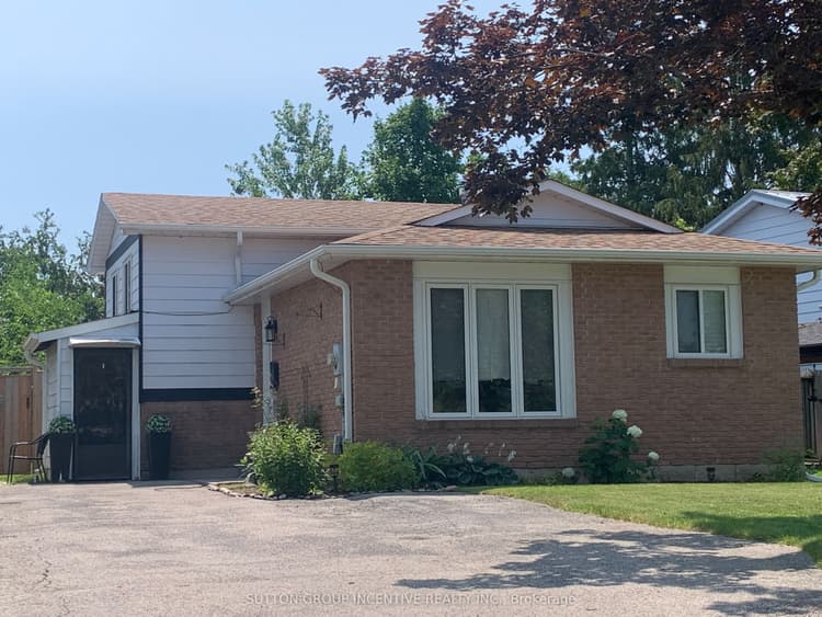 24 Frost Trail