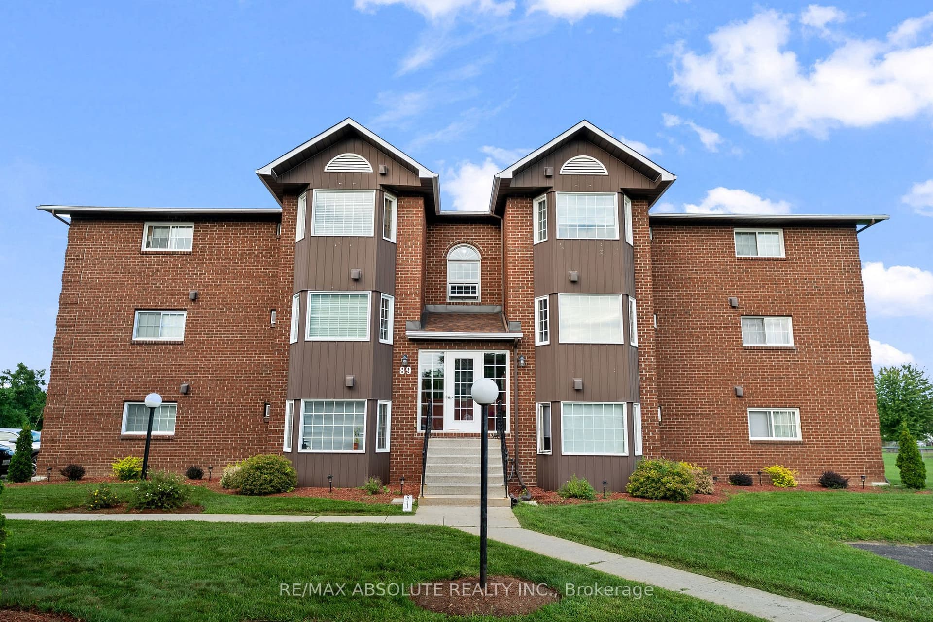 Suite 3B, Unit 3B · 89 Edey St