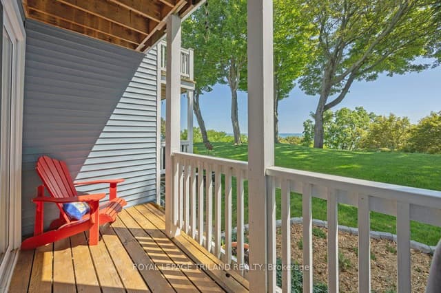 Condo Townhouse at 374 Front Street 51, Central Elgin, ON N5L 1G1