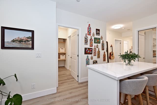 Condo Apartment at 9199 Yonge Street 505, Richmond Hill, ON L4C 1H7