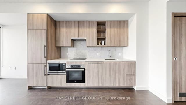 Condo Apartment at 95 McMahon Drive 2515, Toronto, ON M2K 0H2, Toronto C15