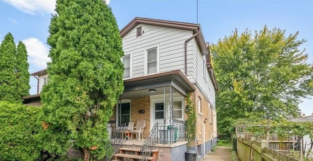 Multiplex at 5749 Summer Street Unit 2, Niagara Falls, ON L2G 1M5