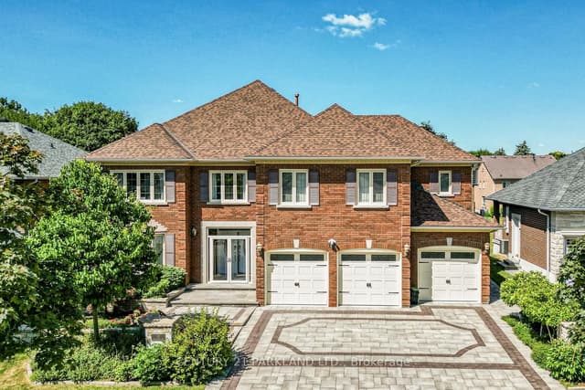 Detached at 112 Strathearn Avenue, Richmond Hill, ON L4B 2L2