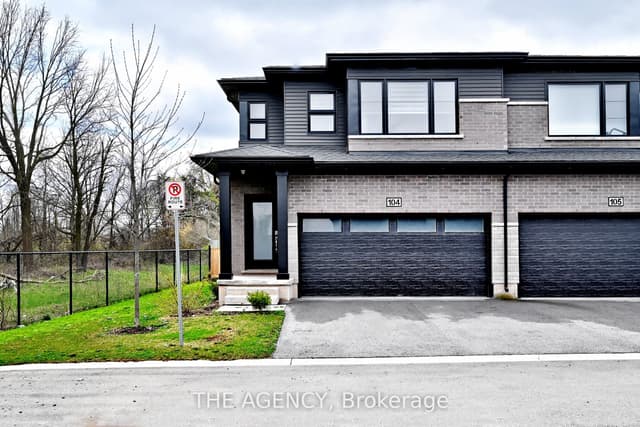 Other at 4552 Portage Road 104, Niagara Falls, ON L2E 6A8