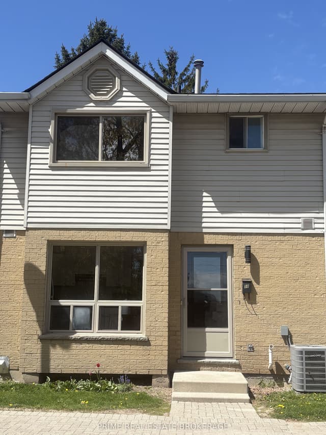 Condo Townhouse at 35 Waterman Avenue 58, London South, ON N6C 5T8