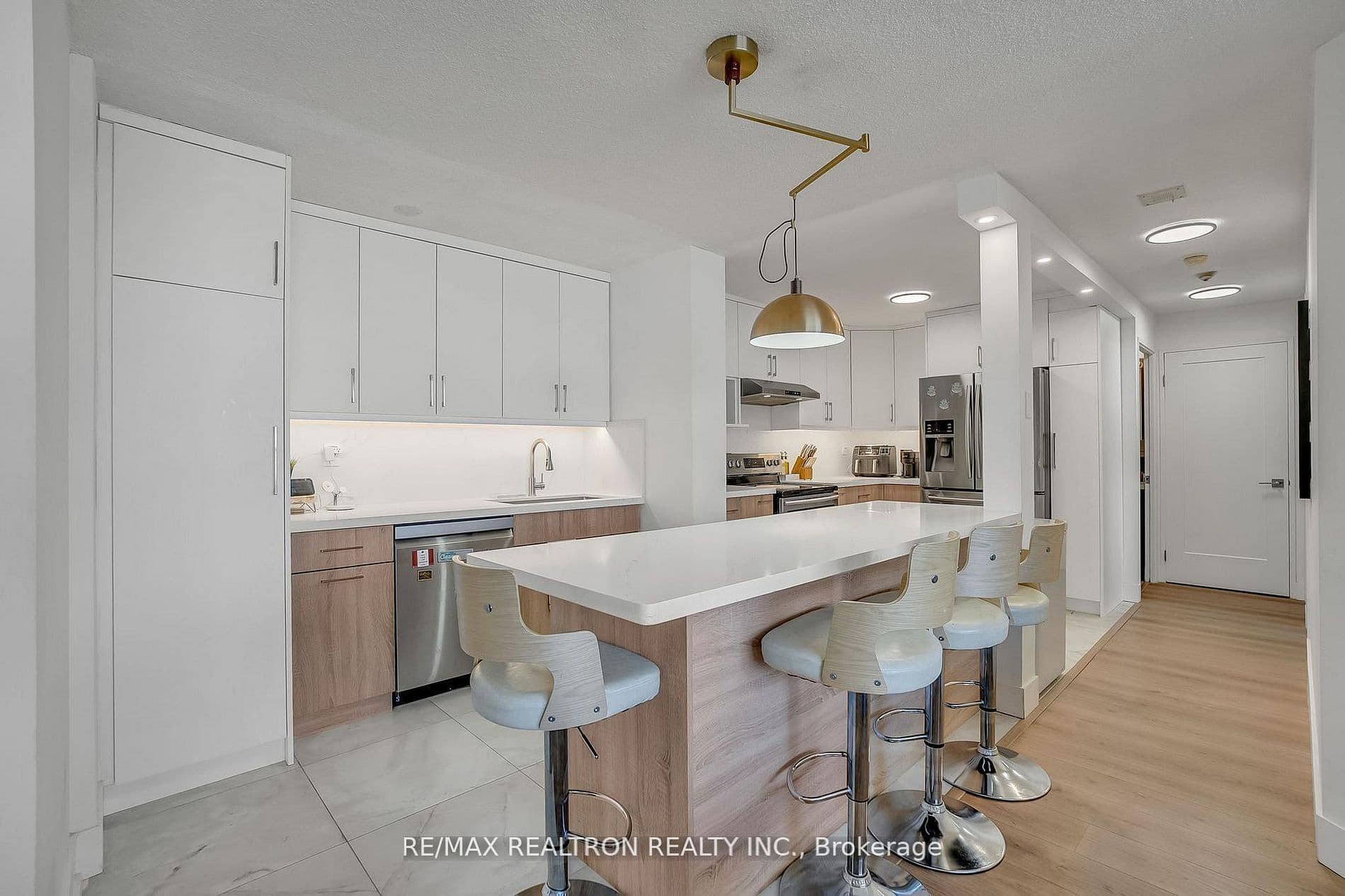 Suite 1713 · Floor 17, Unit 1713 · 4185 Shipp Dr