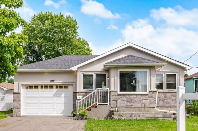 Detached at 19 Golding Avenue, Brampton, ON L6W 1M5