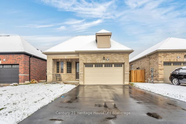 Detached at 30 Seaton Crescent, Tillsonburg, ON N4G 0J8
