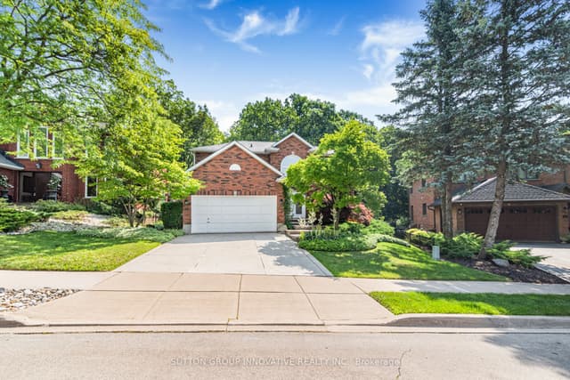 Detached at 59 Renata Court, Hamilton, ON L9H 6X2