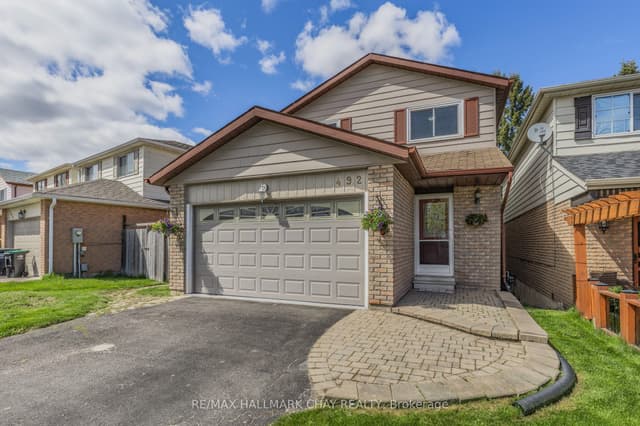 Detached at 492 Britannia Avenue, Bradford West Gwillimbury, ON L3Z 1A7
