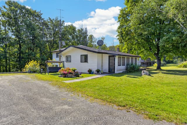Detached at 6900 Perth Road, South Frontenac, ON K0H 2L0
