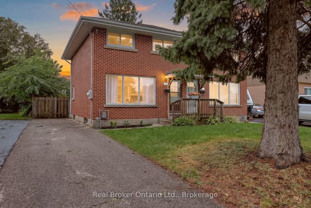 Semi-Detached at 1012 Warwick Street, Woodstock, ON N4S 4S2