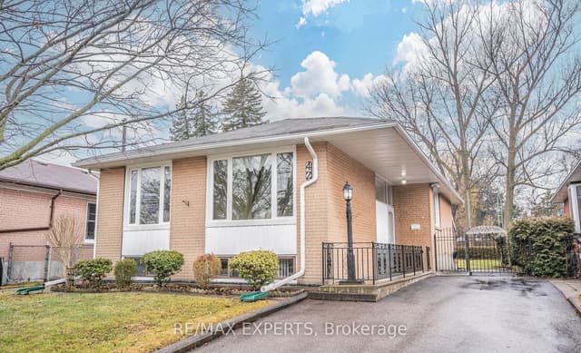 Detached at 42 Mossbank Drive LOWER, Toronto, ON M1G 2C3, Toronto E09