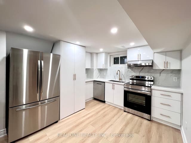 Detached at 65 Dewlane Drive W, Toronto, ON M2R 2P9, Toronto C07