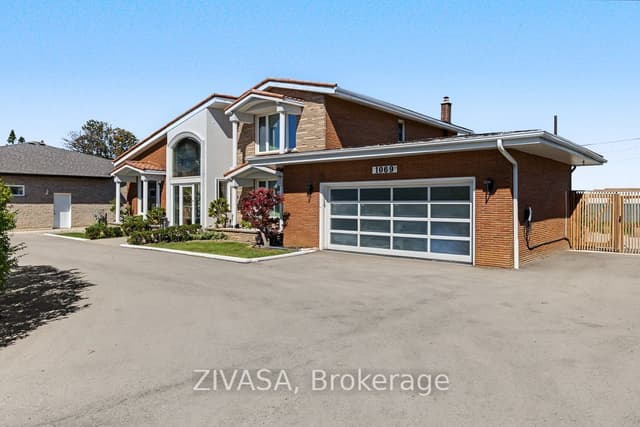 Detached at 1069 North Service Road, Hamilton, ON L8E 5E1