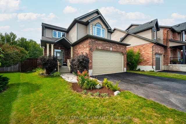 Detached at 12 Maude Court, Orangeville, ON L9W 0A3