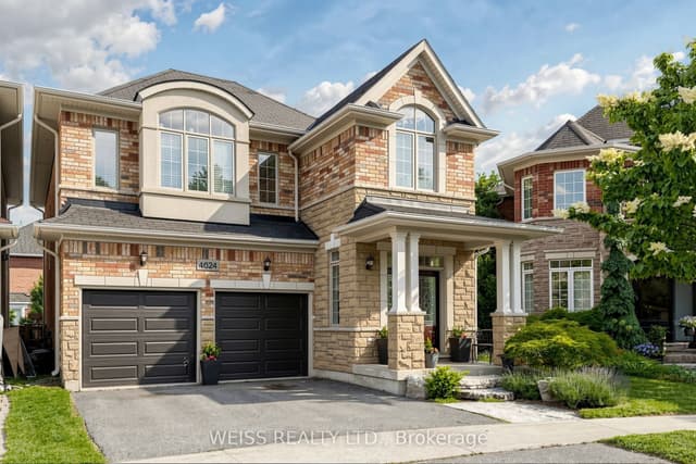 Detached at 4624 Ethel Road, Burlington, ON L7M 0G7
