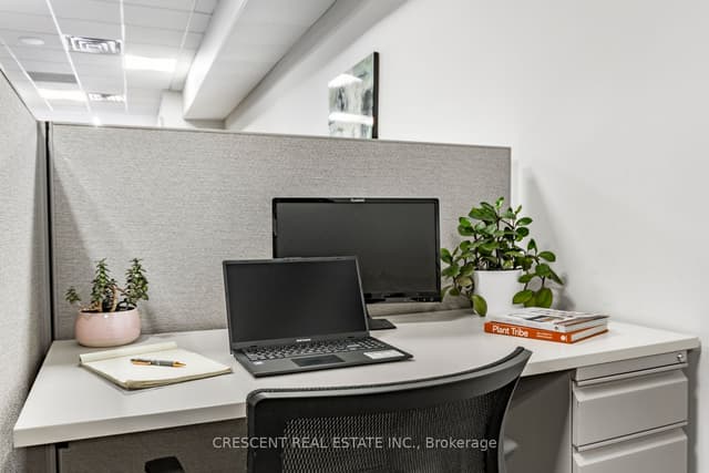 Office at 347 Jane Street Cubicle 4, Toronto, ON M6S 3Z3, Toronto W02