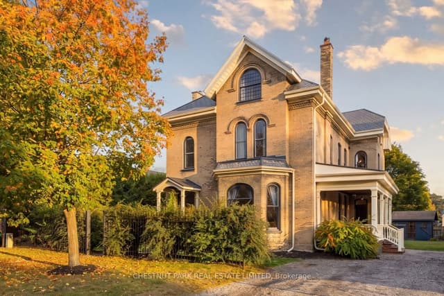 Detached at 18 Hawarden Avenue, Brantford, ON N3T 4H3