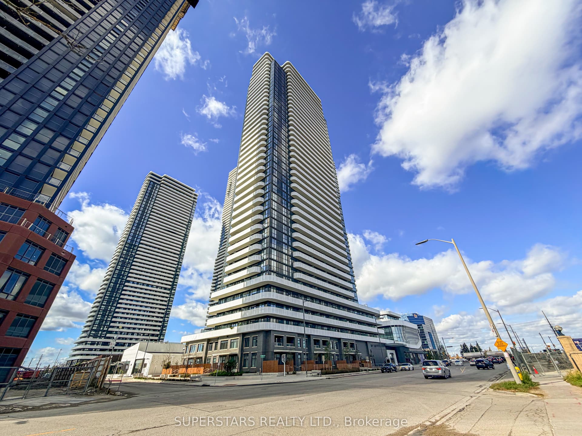 Suite 2002 · Floor 20, Unit 2002 · 28 Interchange Way