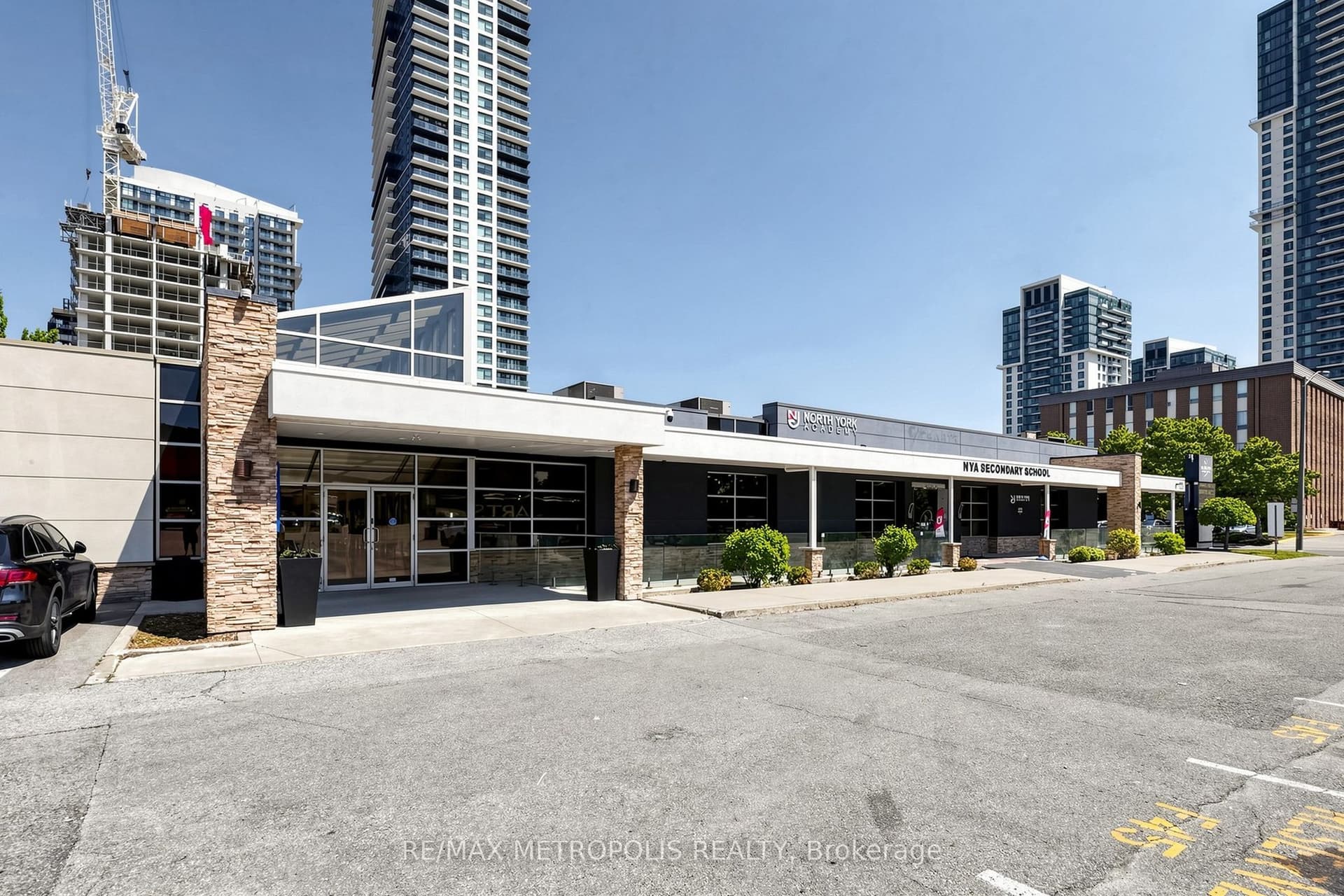 Unit 103, Unit 103 · 155 Consumers Rd