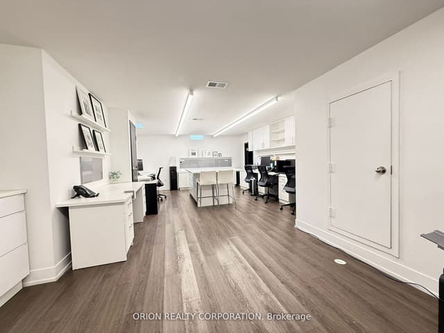 Office at 1149 Lakeshore Road E L1, Mississauga, ON L5E 1E8