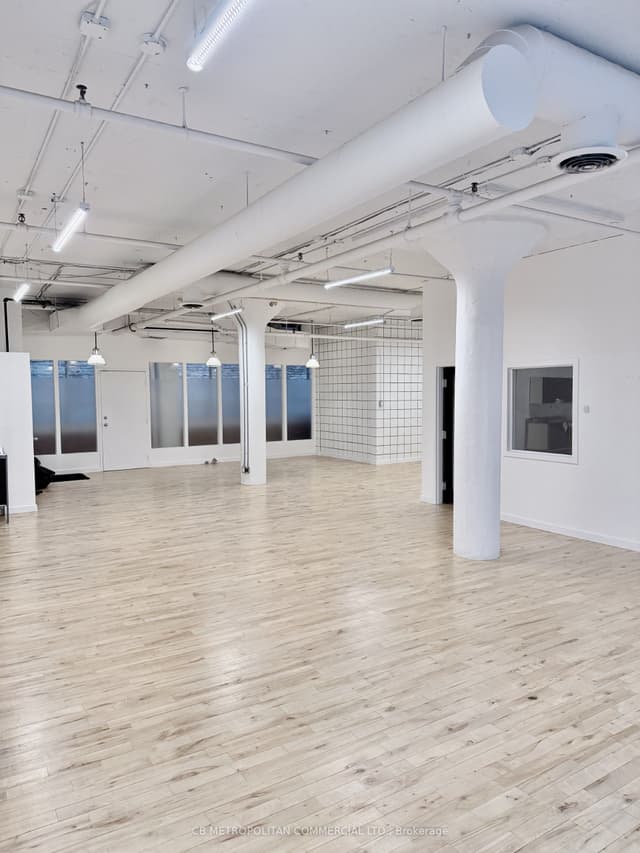 Office at 626 King Street W 200, Toronto, ON M5V 1M5, Toronto C01
